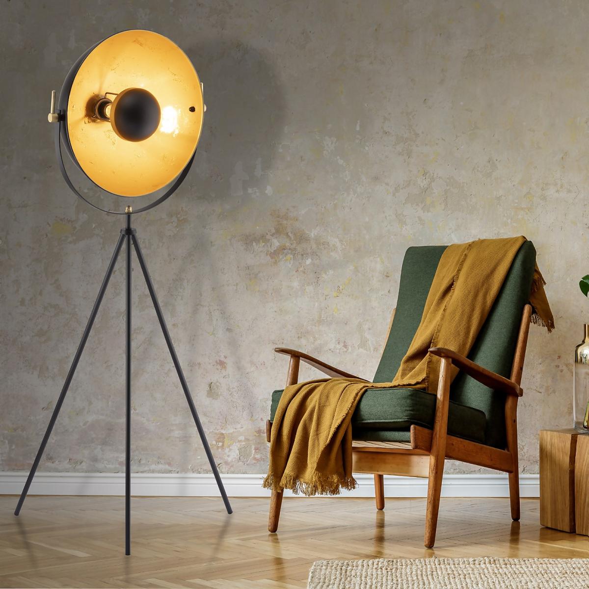 Kennedy Black & Gold Floor Lamp – image 1