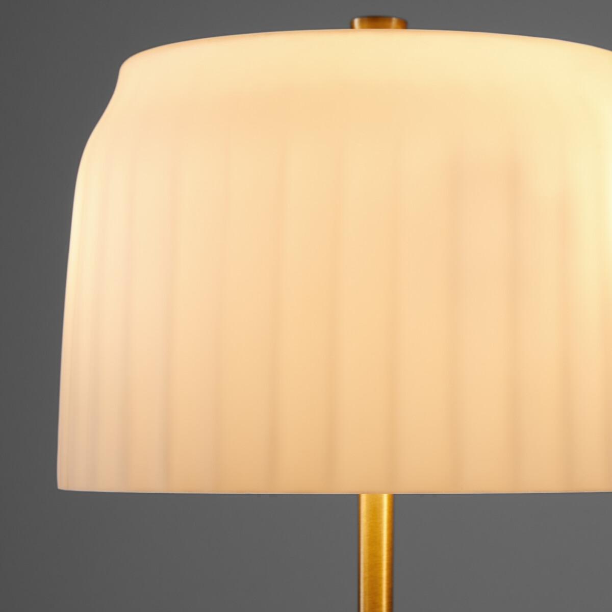 Canelé Frosted Glass Floor Lamp – image 3