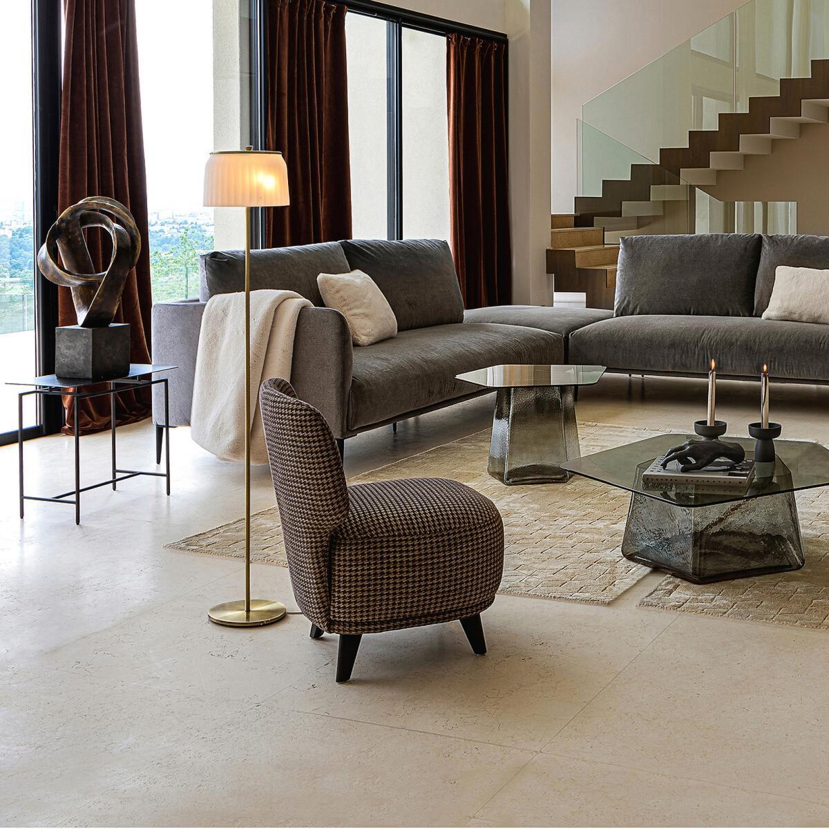 Canelé Frosted Glass Floor Lamp – image 8