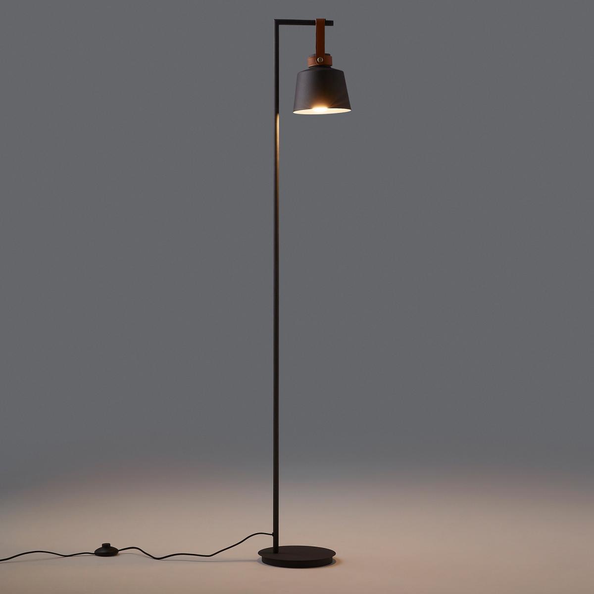 Oda Metal Floor Lamp – image 2