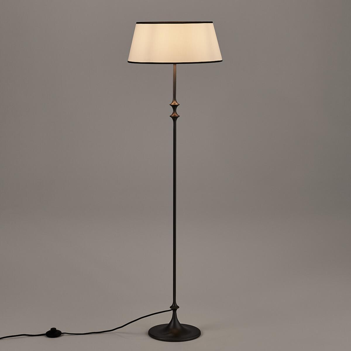 Manare Floor Lamp – image 3