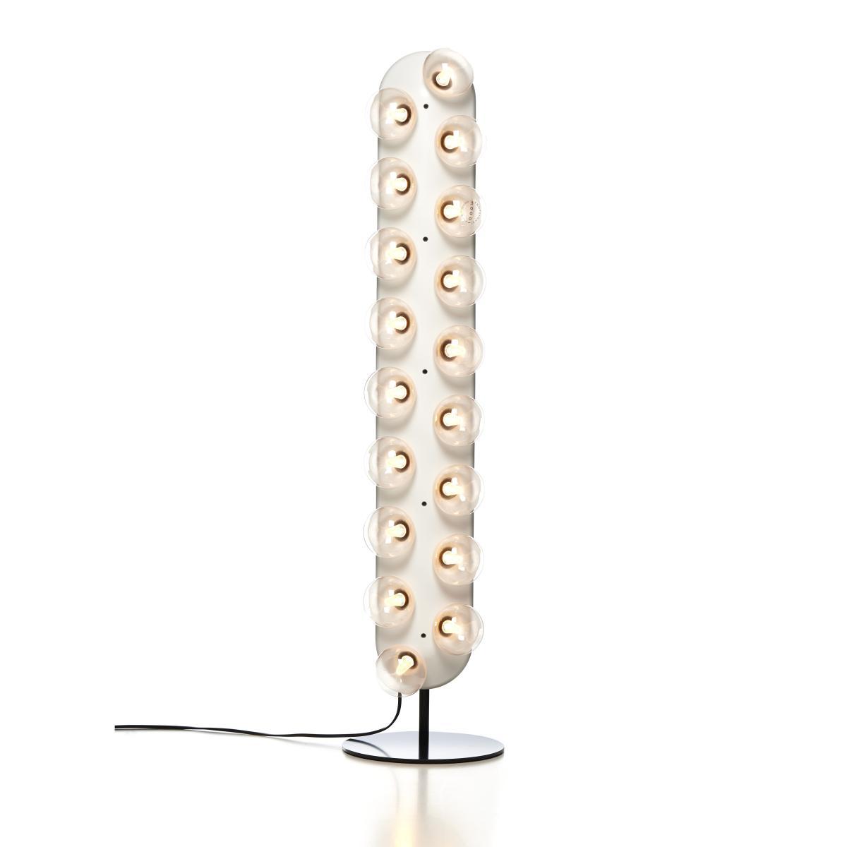 Prop Light Floor lamp by Moooi White – image 2