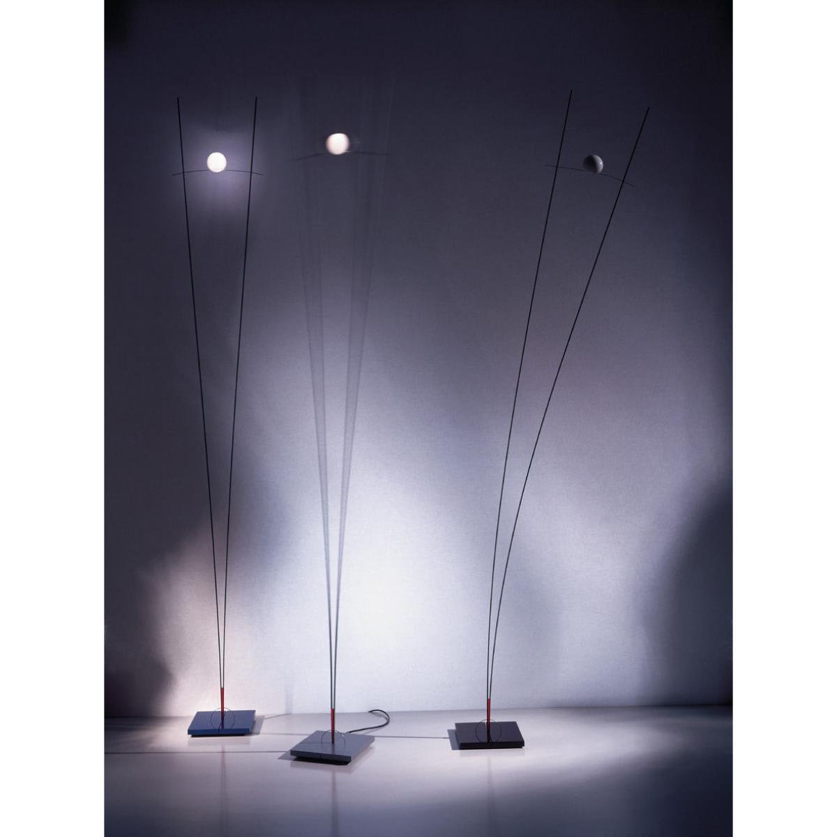 Ilios Floor lamp - With dimmer by Ingo Maurer Silver – image 2