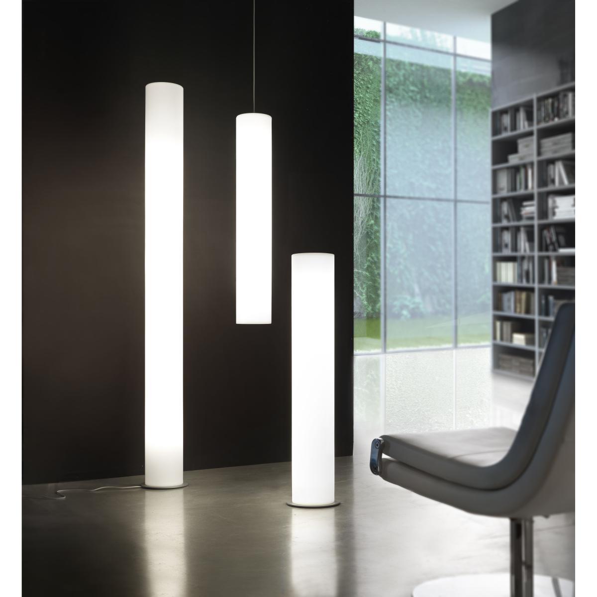Tubo Small Floor lamp - H 110 cm by Stamp Edition White – image 3