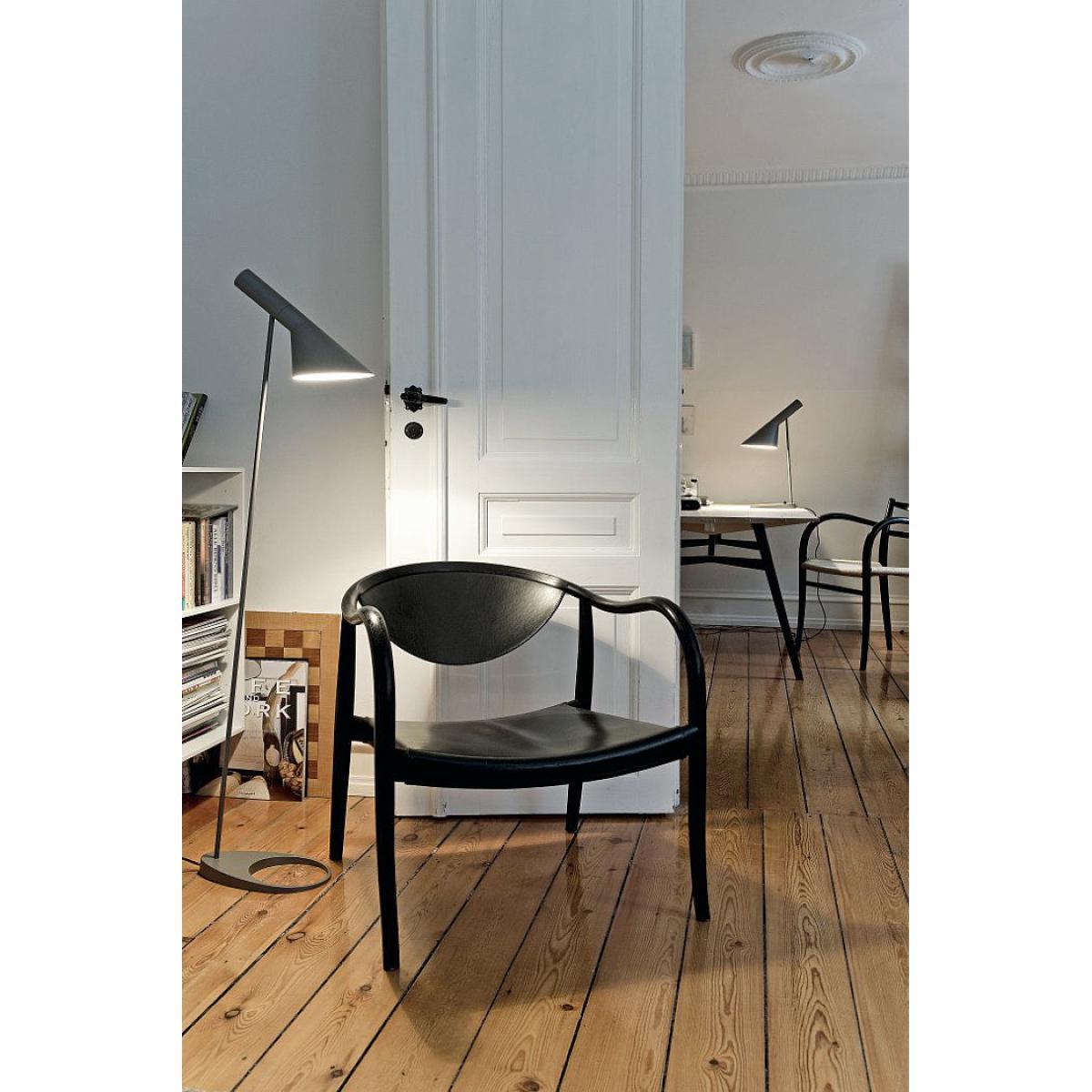 AJ Floor lamp - H 130 cm by Louis Poulsen White – image 6