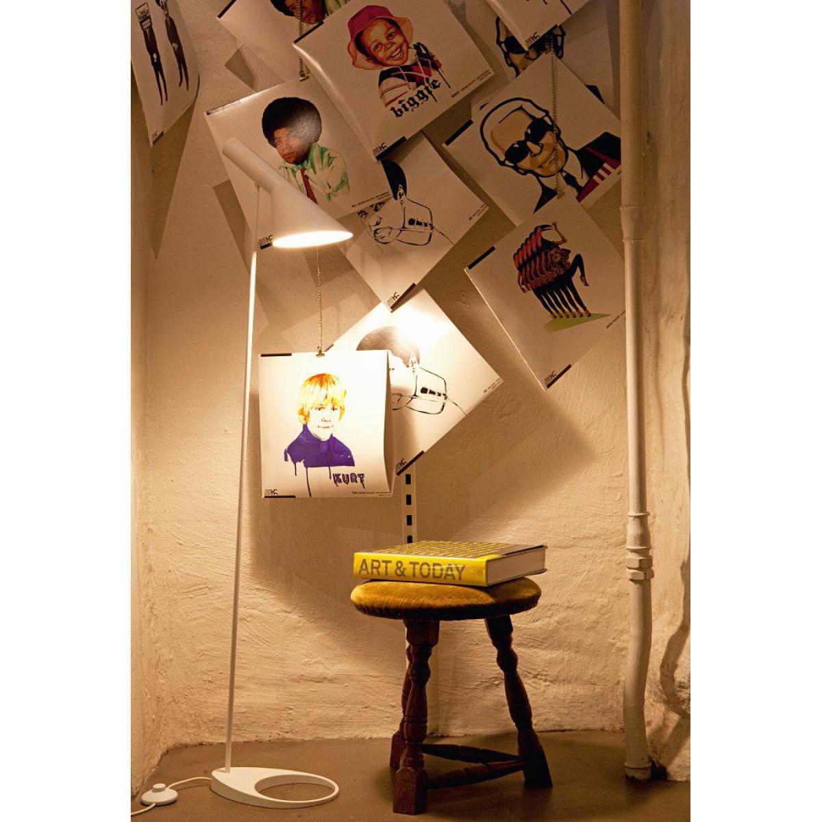 AJ Floor lamp - H 130 cm by Louis Poulsen White – image 9