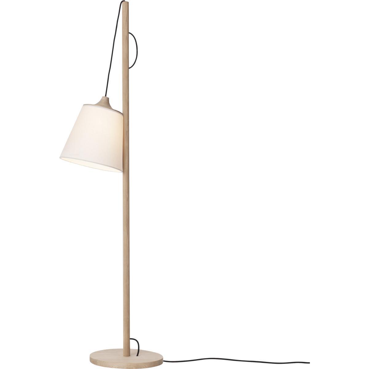 Pull lamp Floor lamp by Muuto Natural wood – image 1