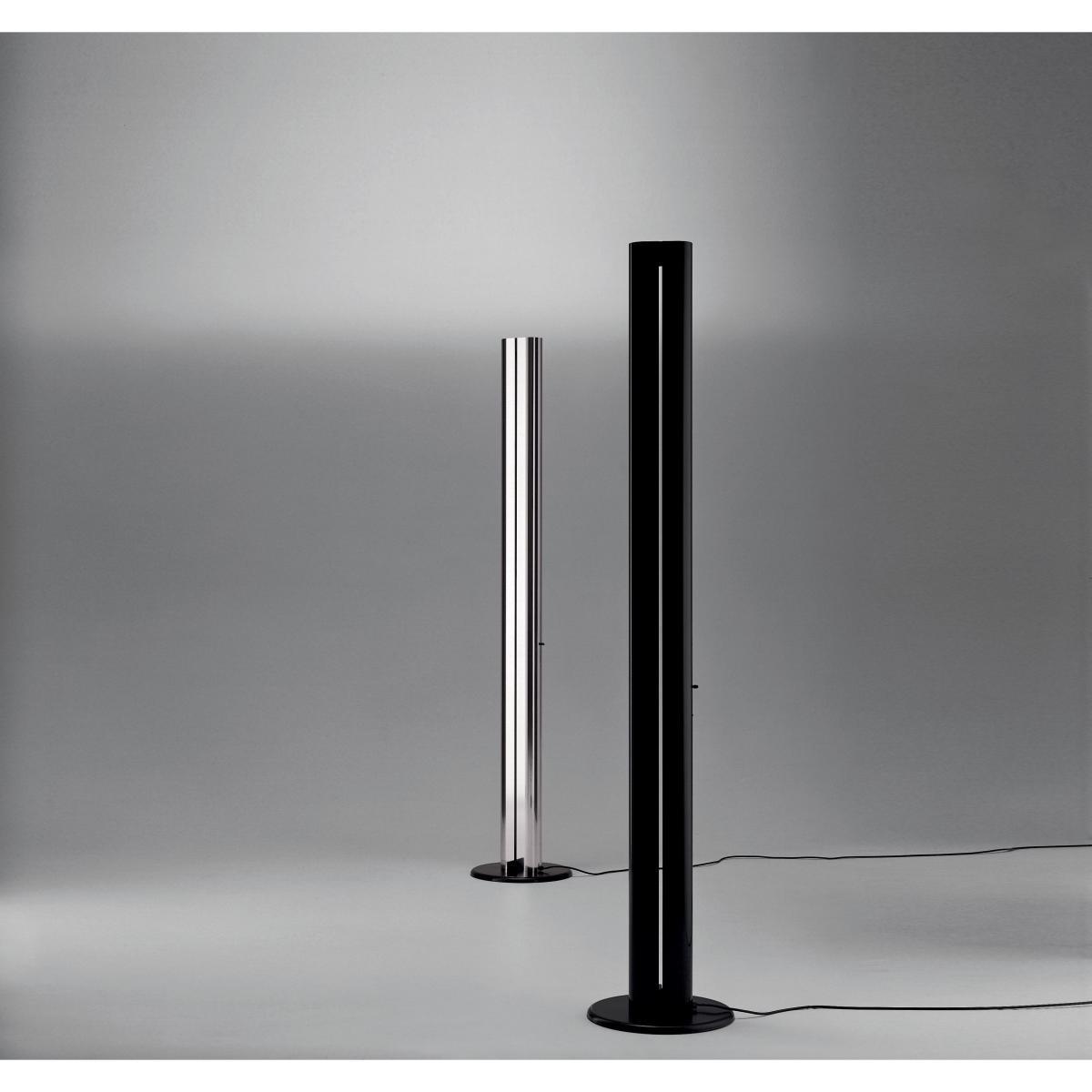 Megaron Floor lamp by Artemide Black – image 3