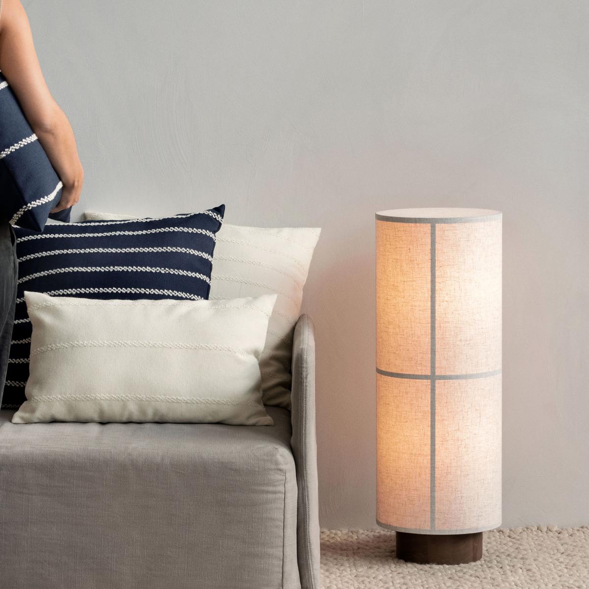 Hashira LOW Floor lamp textile beige / Ø 30 x H 83 cm - Linen - Audo Copenhagen – image 4