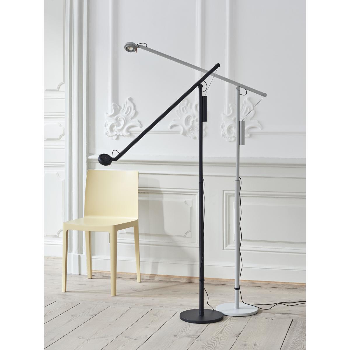 Fifty-Fifty Floor lamp - / Orientable - H 135 cm by Hay Black – image 2