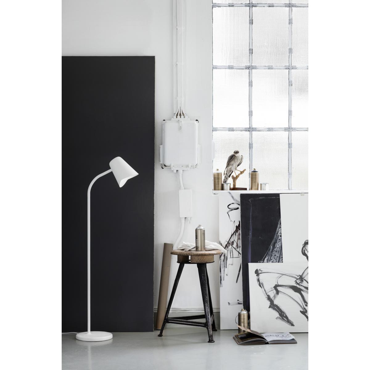 Me Floor lamp - Metal / Adjustable by Northern White – image 2