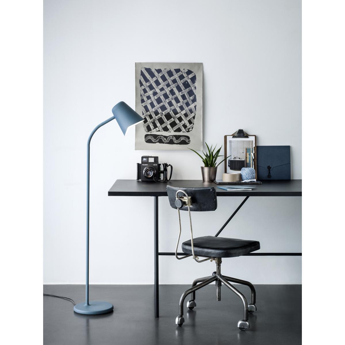 Me Floor lamp - Metal / Adjustable by Northern White – image 3