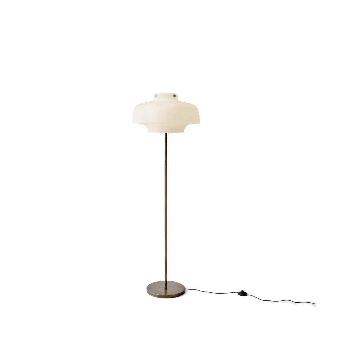 &Tradition Copenhagen SC14 floor lamp Opal stand brass – image 2