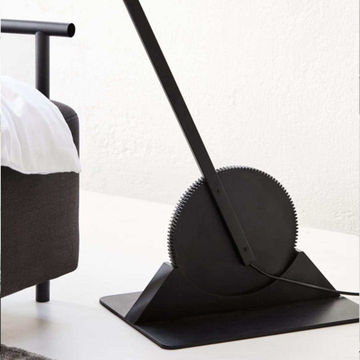 Northern Gear floor lamp Black – image 3