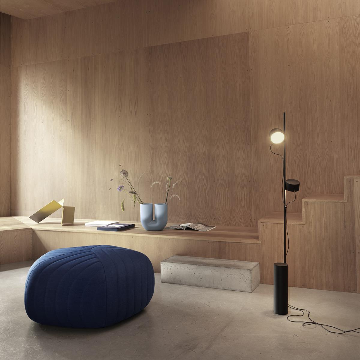 Muuto Post floor lamp Black – image 4
