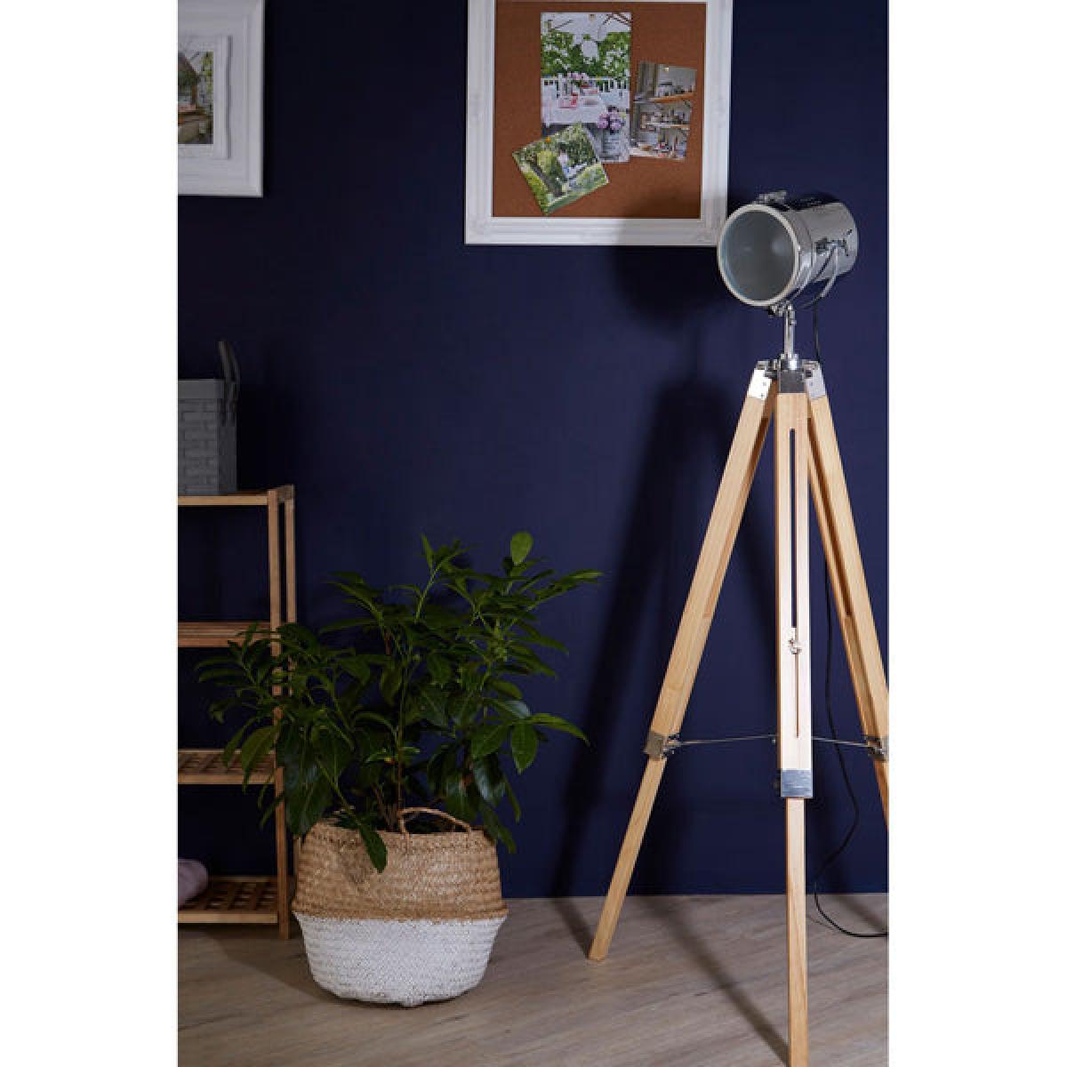 Olivia's Brad Floor Lamp – image 4