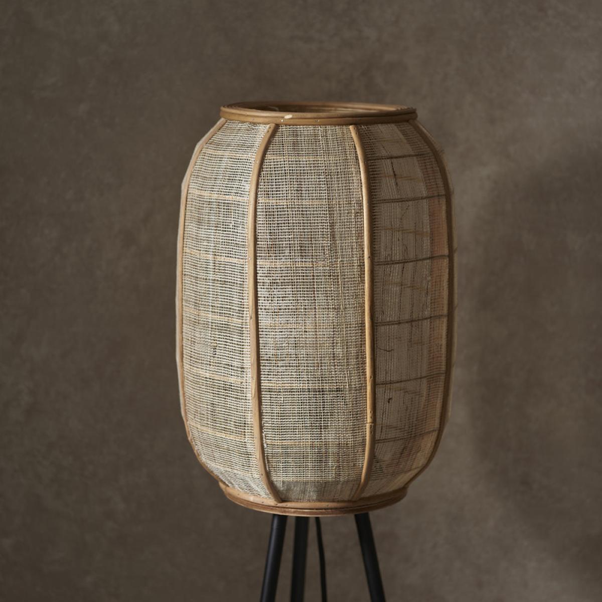 Gallery Interiors Zane Floor Lamp in Natural & Black – image 3