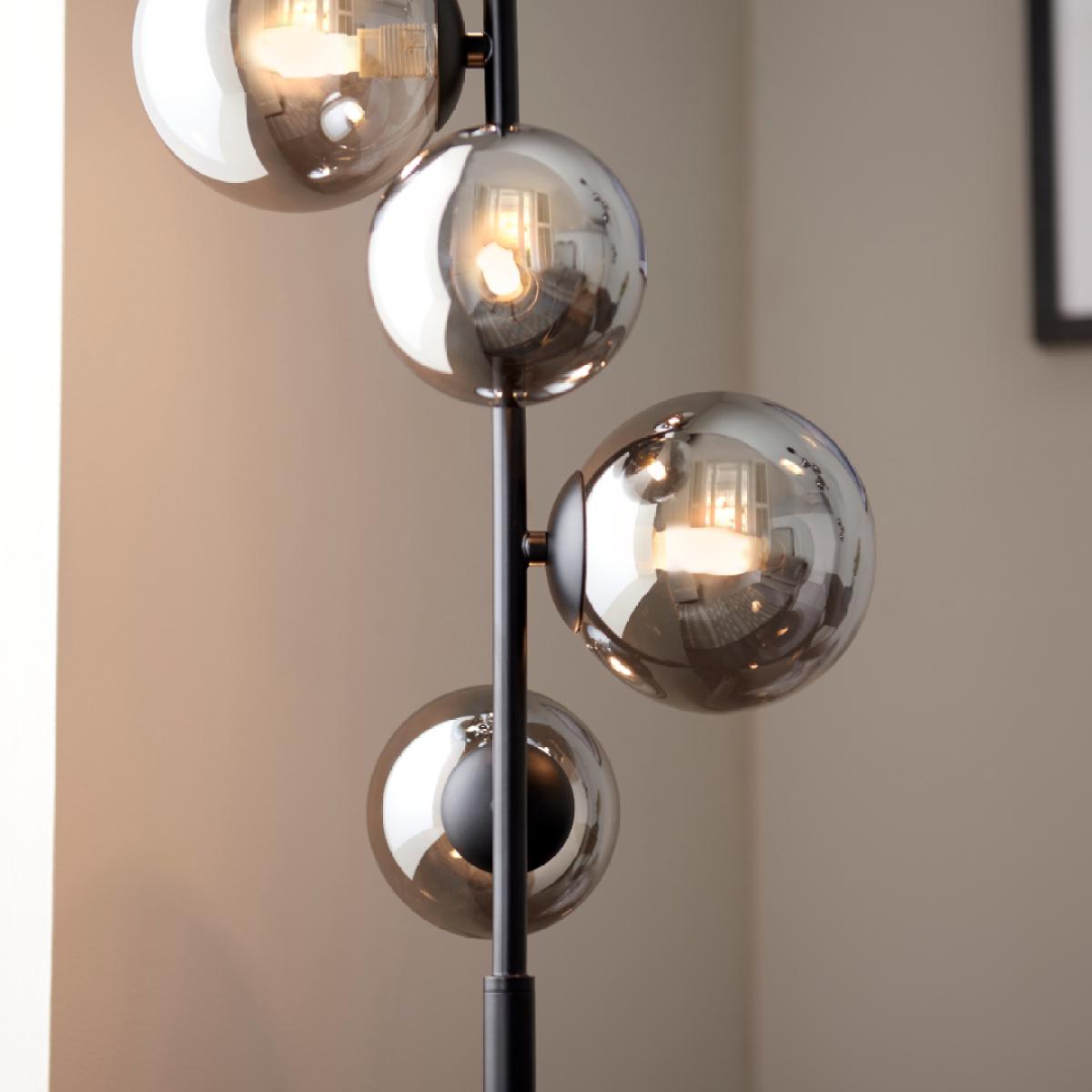 Reeko Matt Back Floor Lamp – image 3