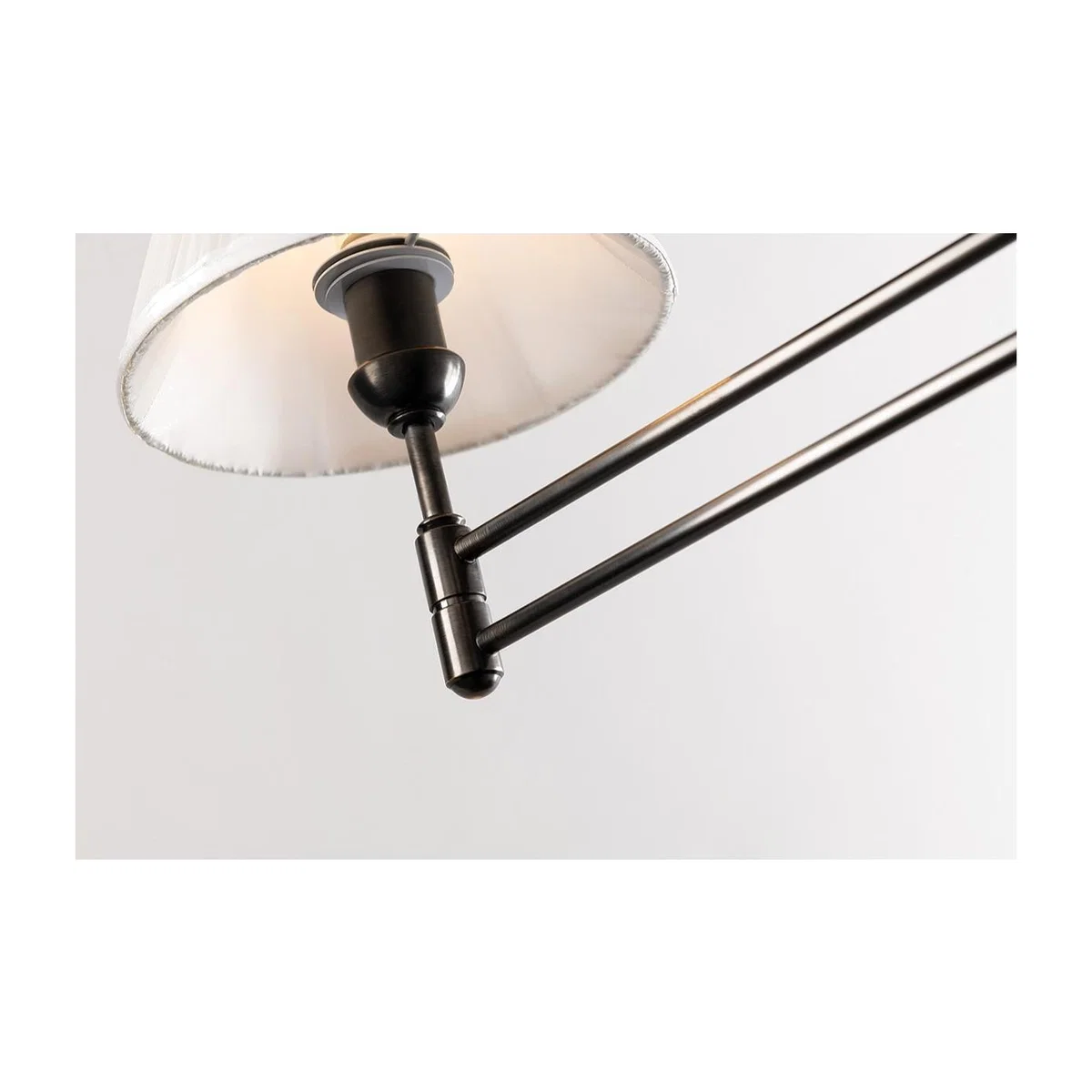 Hudson Valley I Classic No 1 Floor Lamp I Aged Brass – image 1