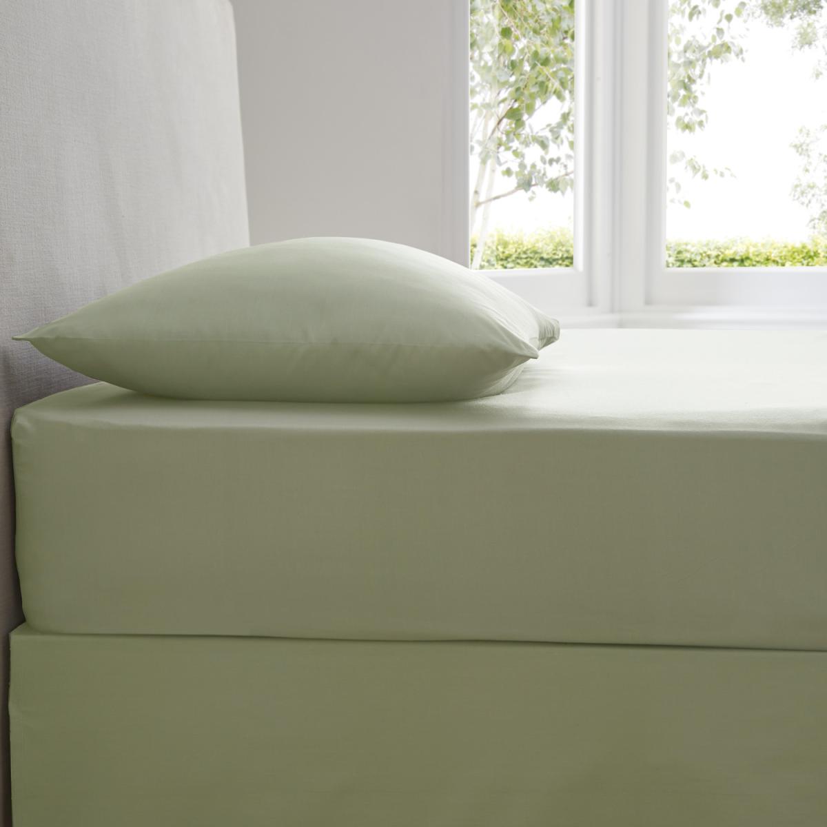 Plain Dyed Deep Fitted Sheet - Green / Superking – image 1