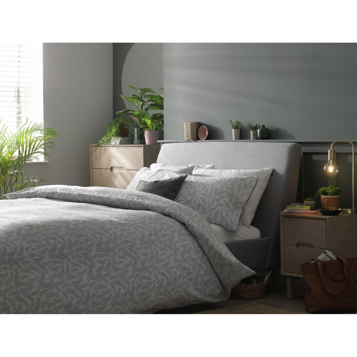 Habitat Agra Leaf Print Green Bedding Set - Double – image 4