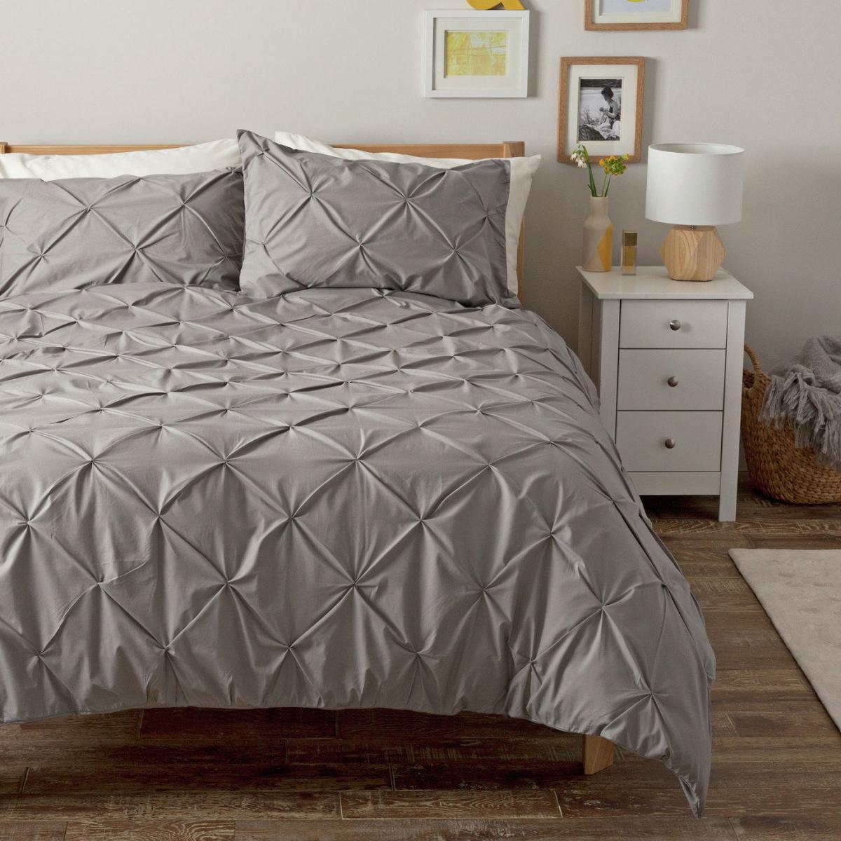 Habitat Hadley Pintuck Grey Bedding Set - Double – image 2