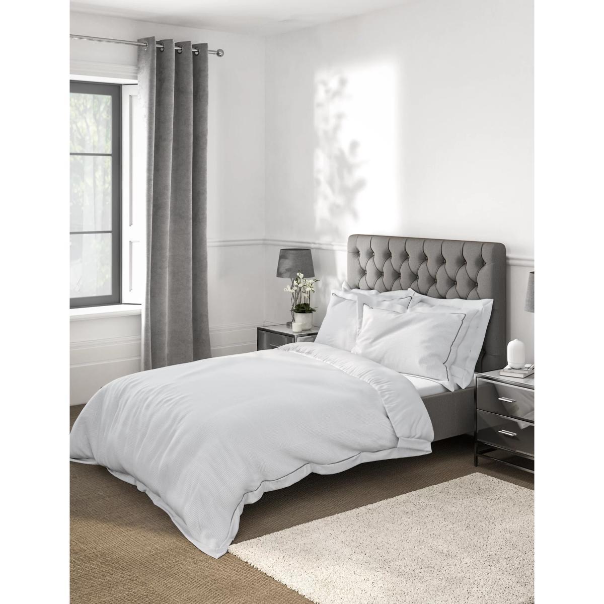 M&S Pure Cotton Geometric Jacquard Bedding Set - DBL - White Mix, White Mix – image 2