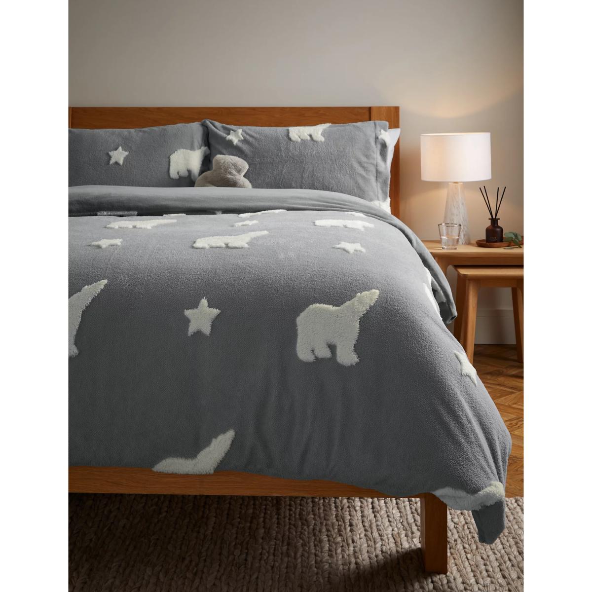 M&S Carved Fleece Polar Bear Bedding Set - SGL - Grey Mix, Grey Mix – image 3