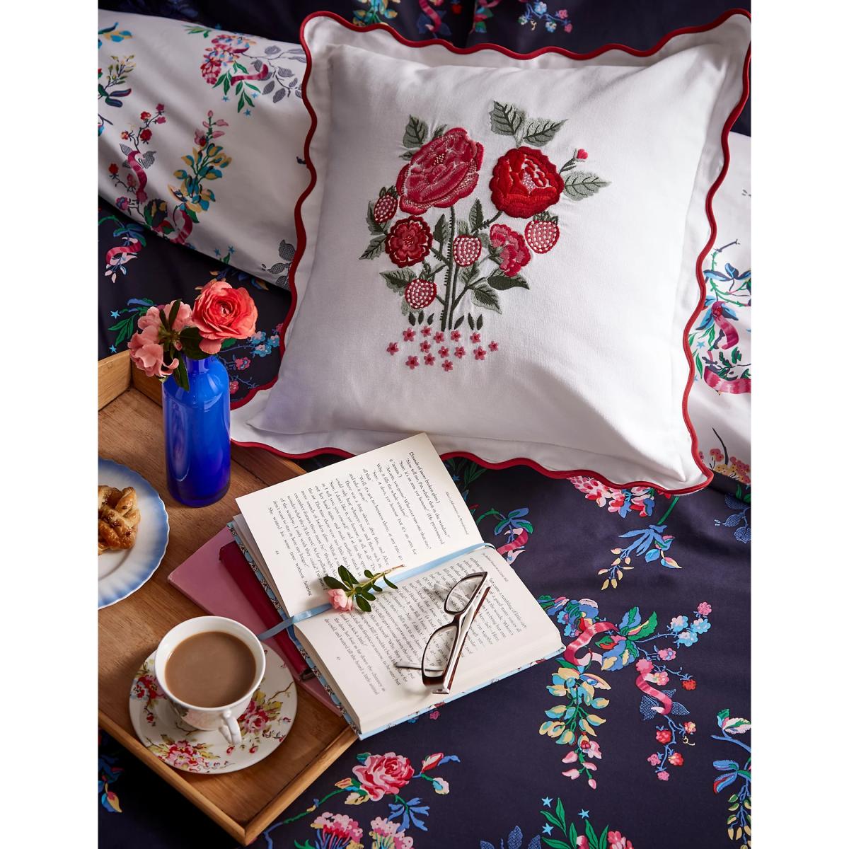 Cath Kidston Pure Cotton Ribbon Roses Bedding Set - DBL - Navy, Navy – image 2