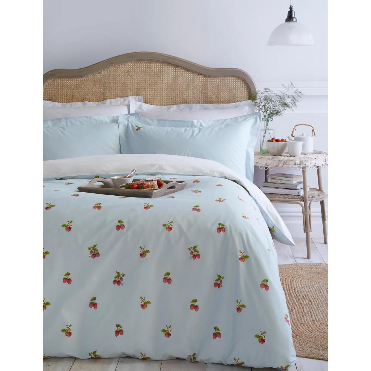 Sophie Allport Pure Cotton Strawberries Bedding Set - DBL - Mist, Mist – image 3