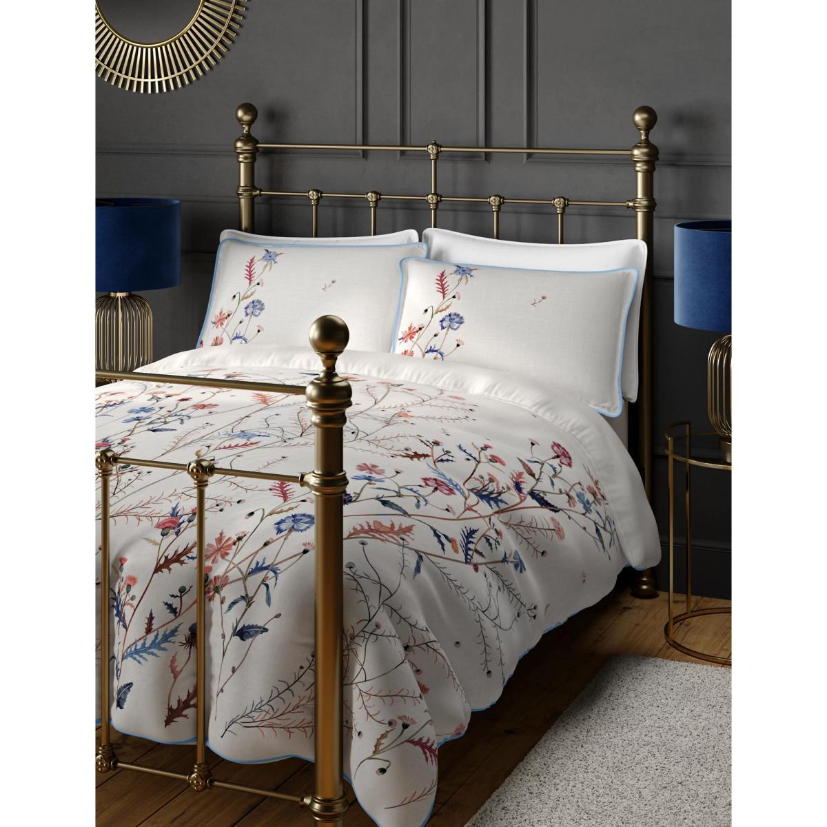 M&S Pure Cotton Wild Floral Bedding Set - DBL - White Mix, White Mix – image 4