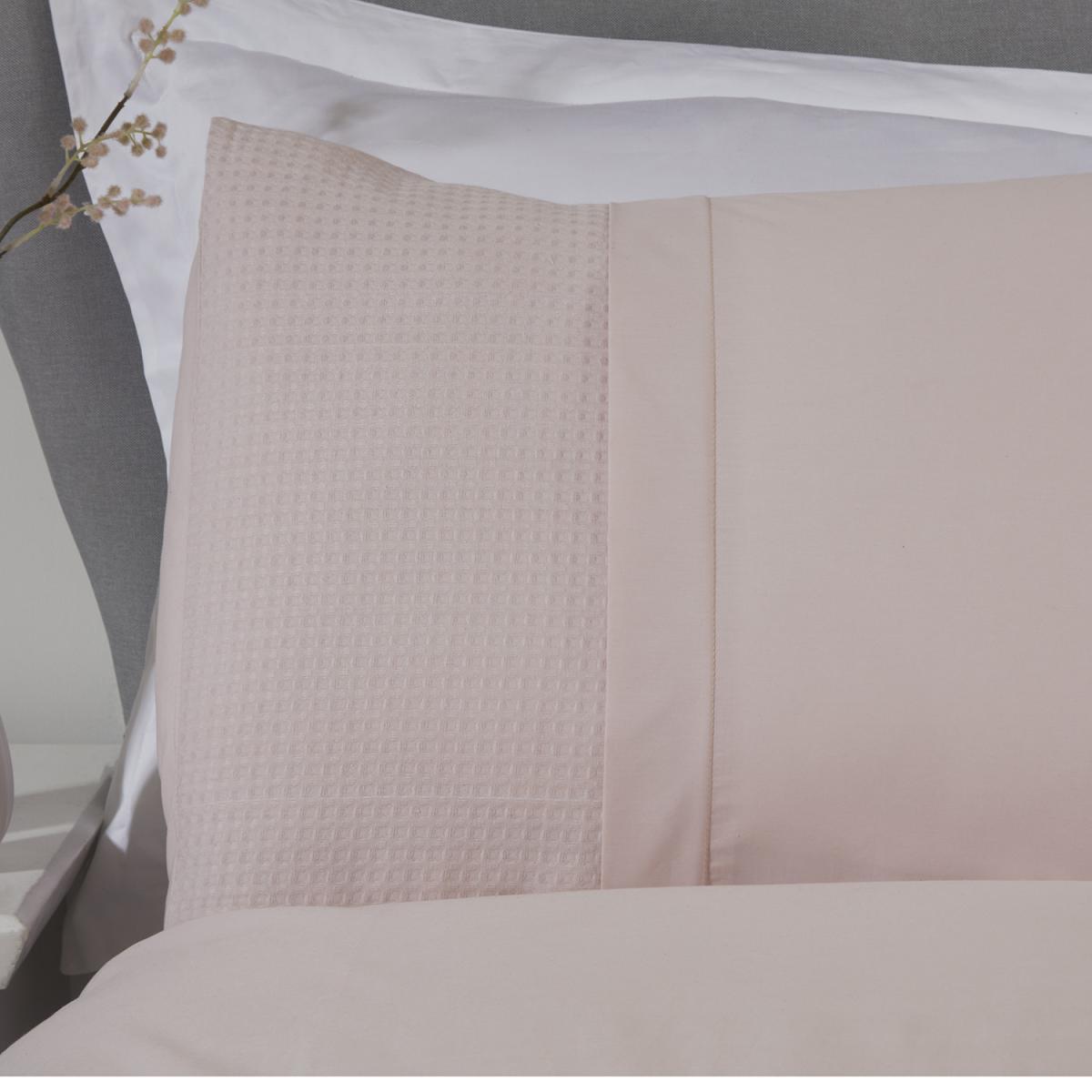Luxury Waffle Duvet Cover and Pillowcase Set - Blush / Double – image 3