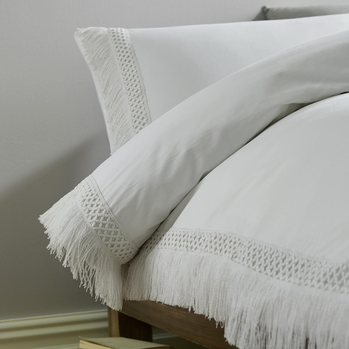 Celeste Macrame 180 Thread Count Duvet Cover and Pillowcase Set - French Blue / Double – image 5