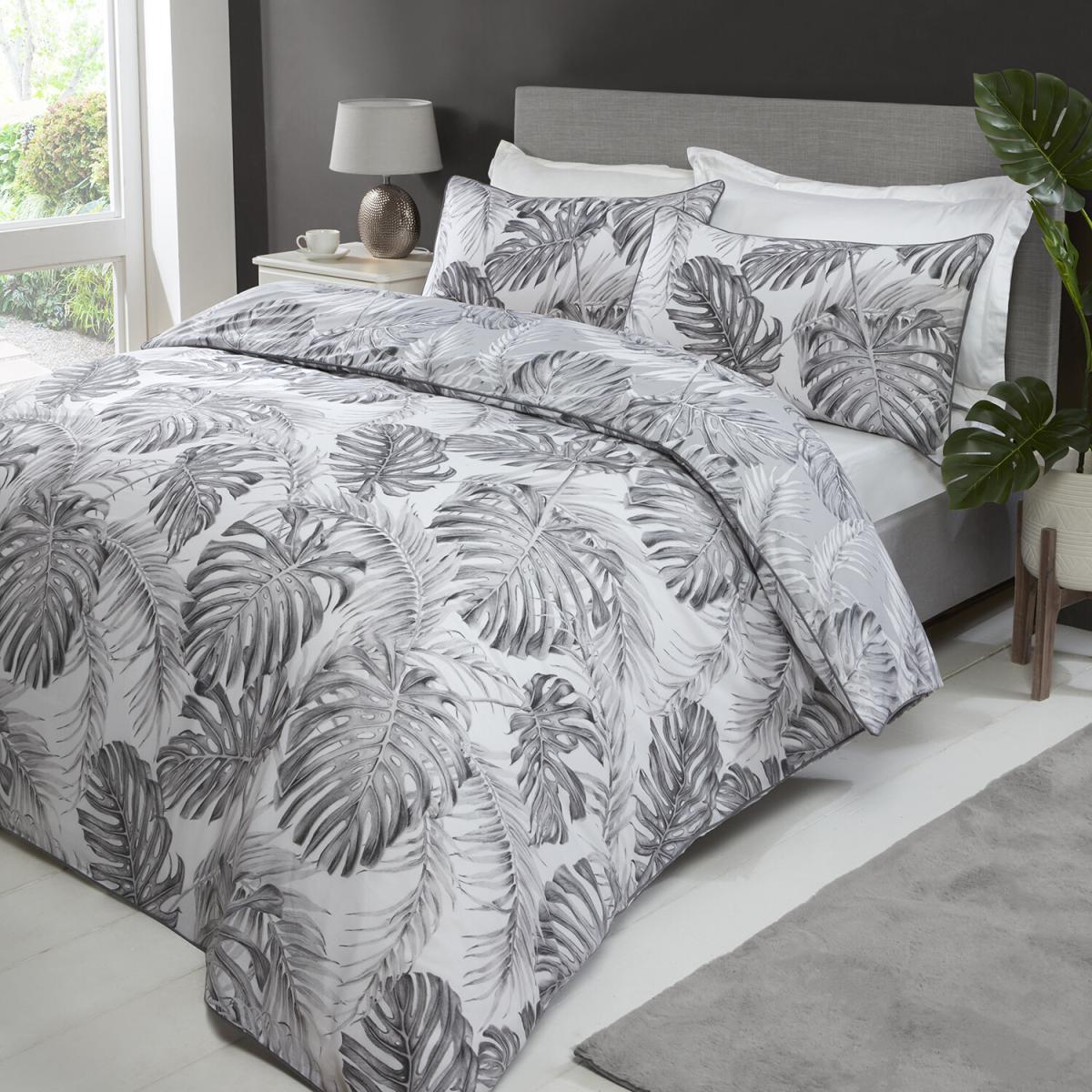 Tropical Monochrome Print Duvet Cover and Pillowcase Set - Double – image 5
