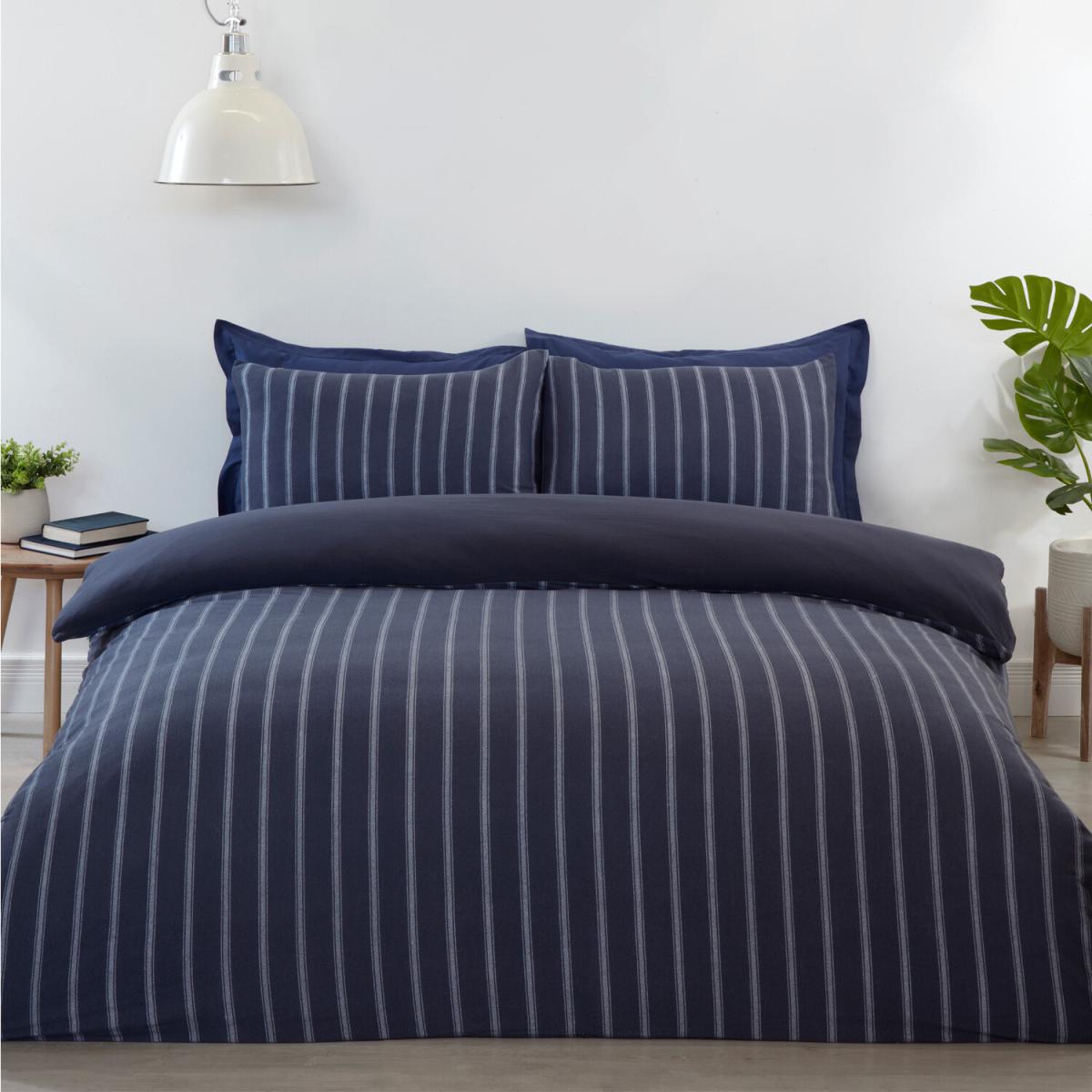 Jersey Textured Stripe Duvet Cover and Pillowcase Set - Grey / Double – image 2