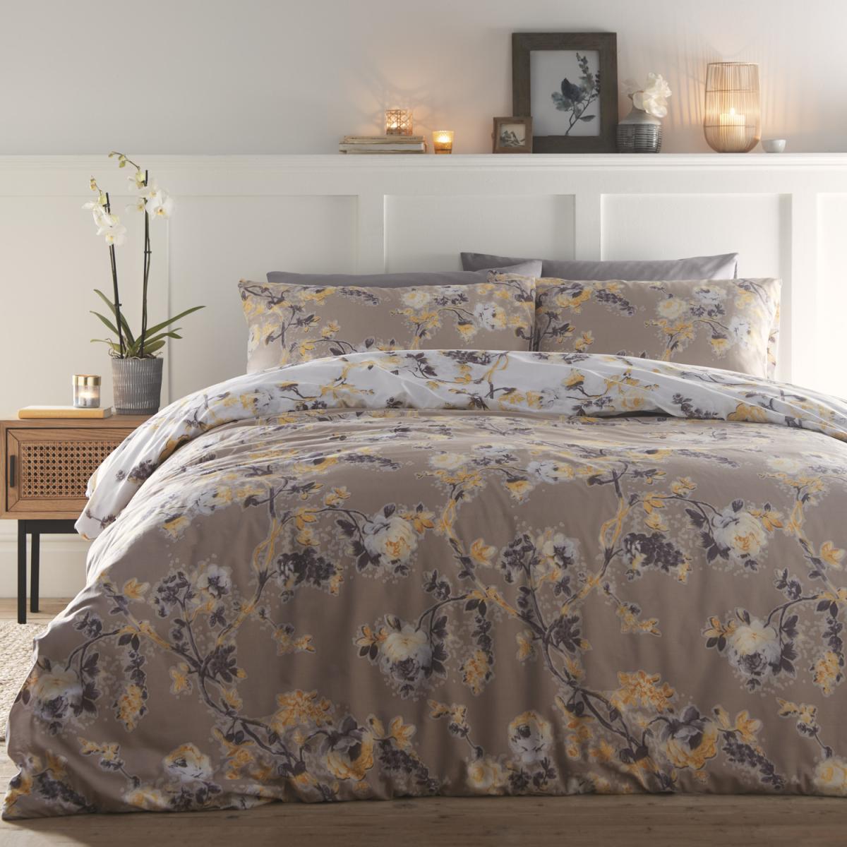 Oriental Duvet Set - Yellow / Double – image 2
