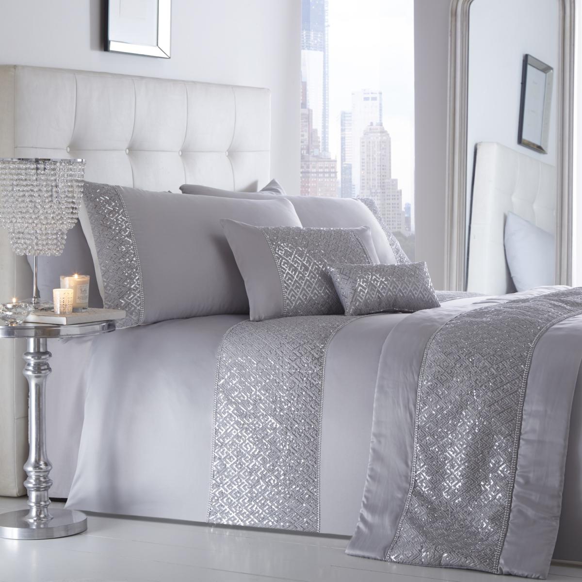 Shimmer Duvet Set - White / Double – image 4