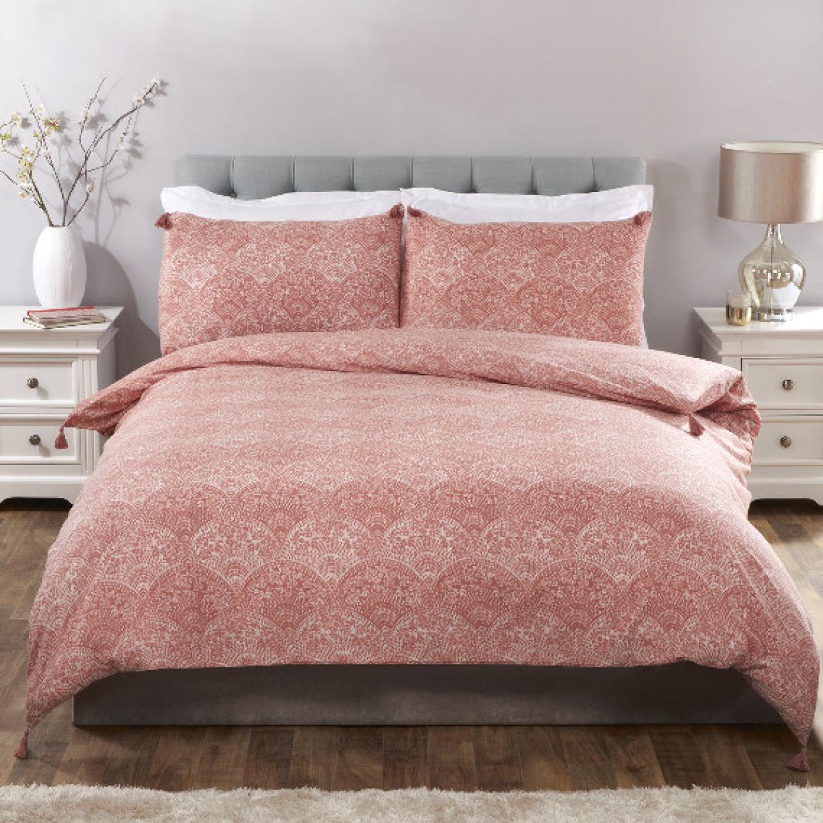 Kasumi Duvet Cover and Pillowcase Set - Terracotta / Double