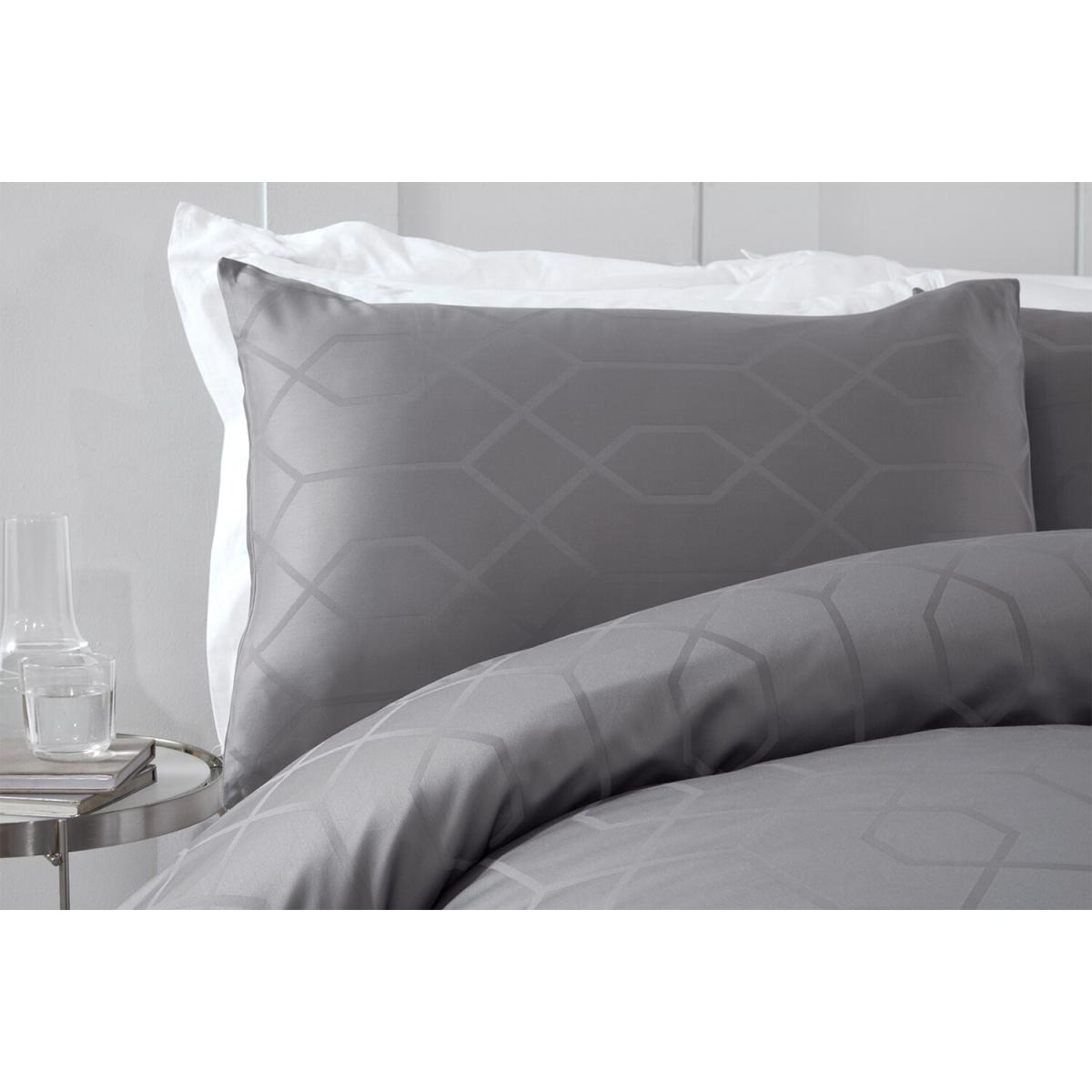 Imani Jacquard Duvet Cover and Pillowcase Set  - Grey / Double – image 3