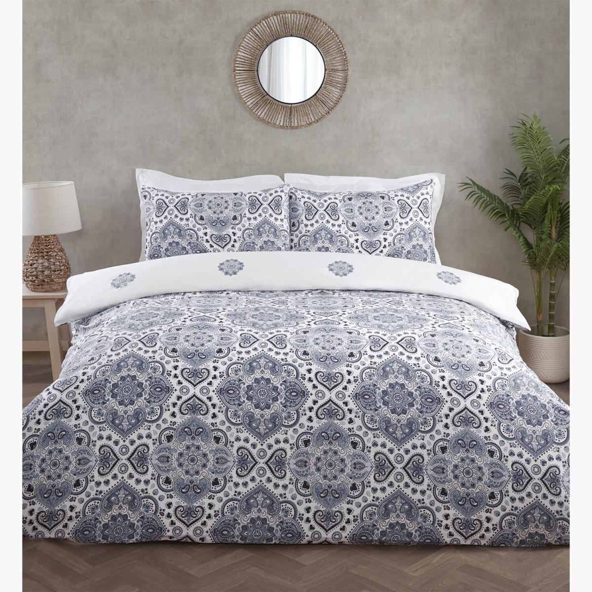 Nadia Block Paisley Print Duvet Cover and Pillowcase Set - Double – image 1