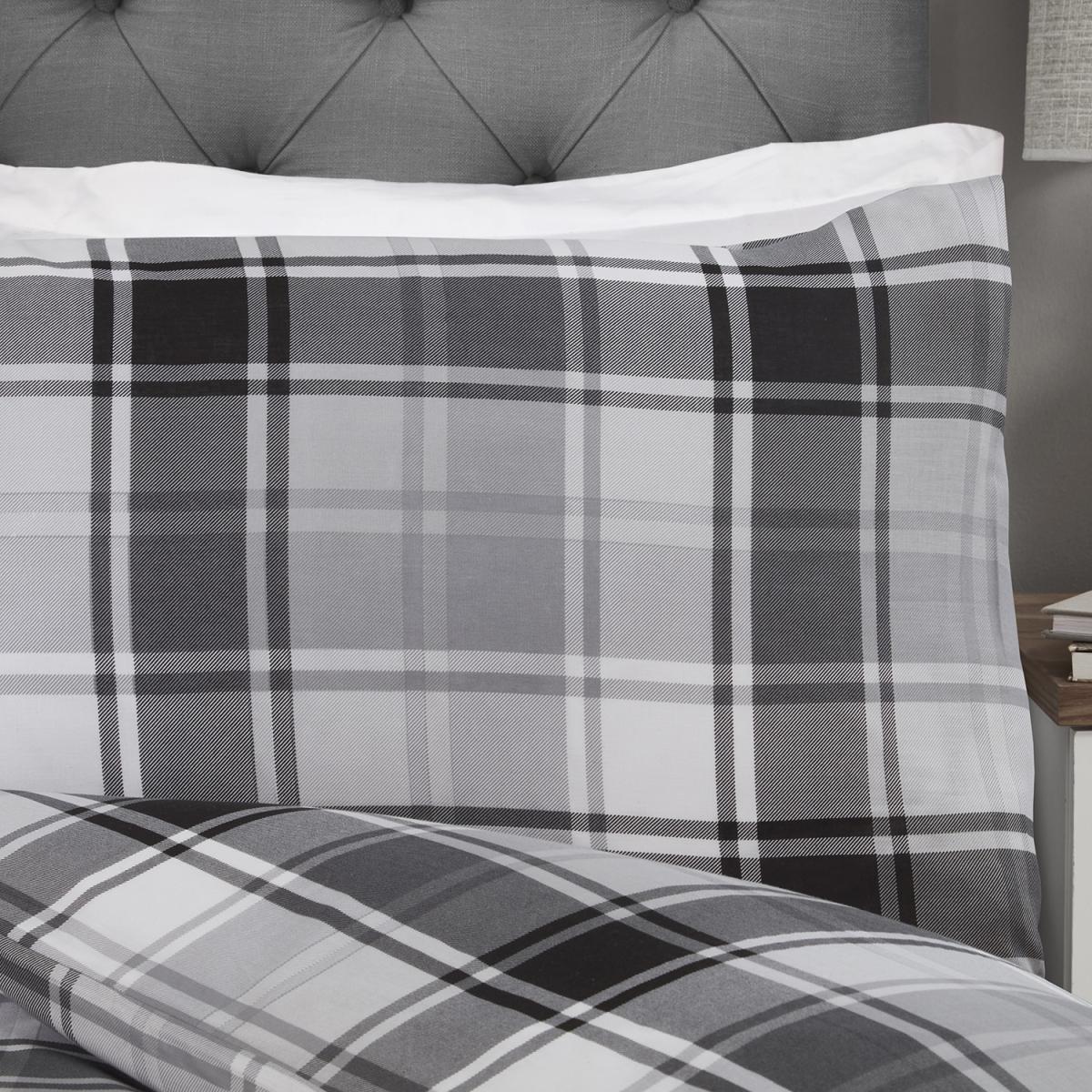 Mckinley Twinpack Duvet Cover and Pillowcase Set - Heather / Double – image 4