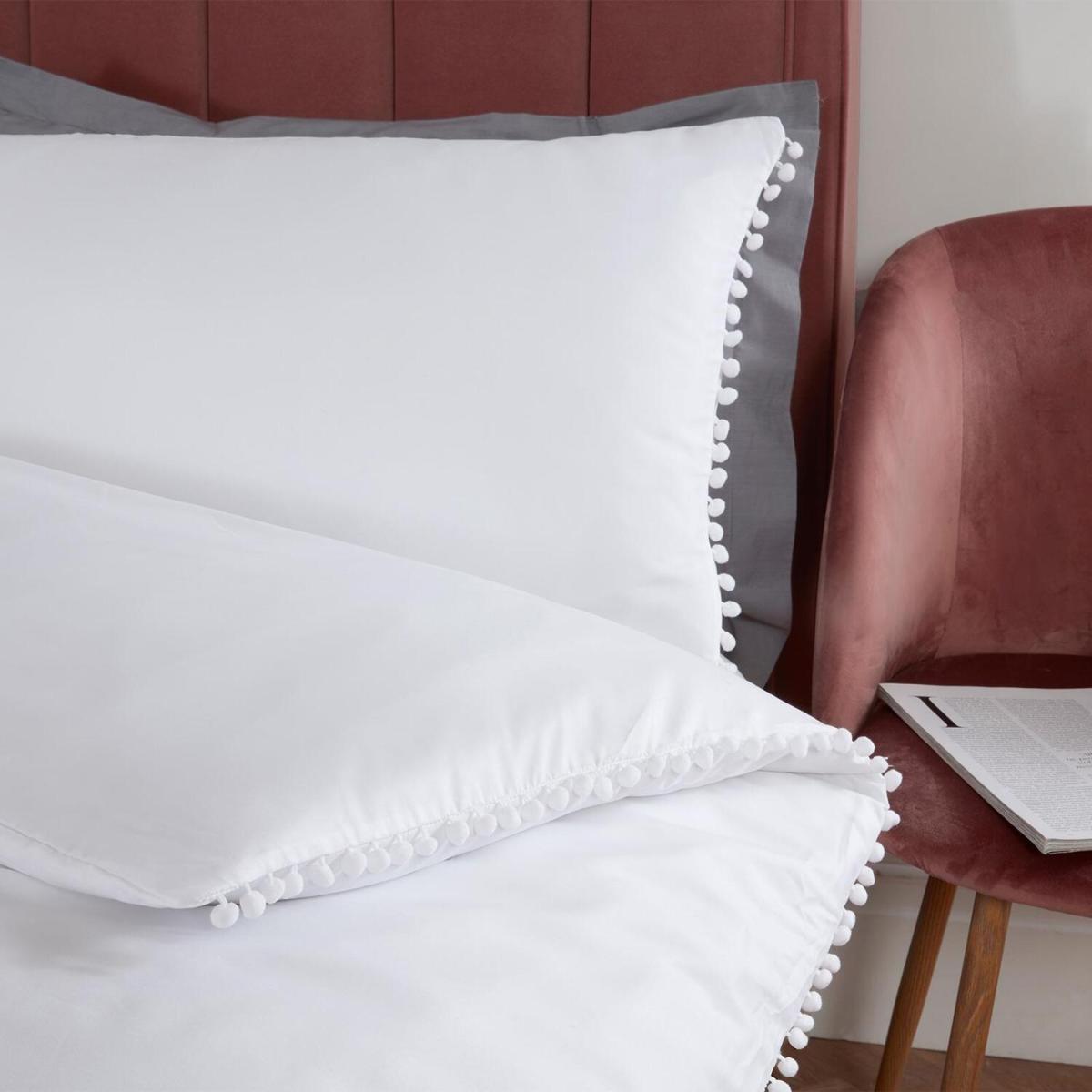 Dreamscene Pom Pom Trim Duvet Cover with Pillowcase Bedding Set - White / Double – image 2