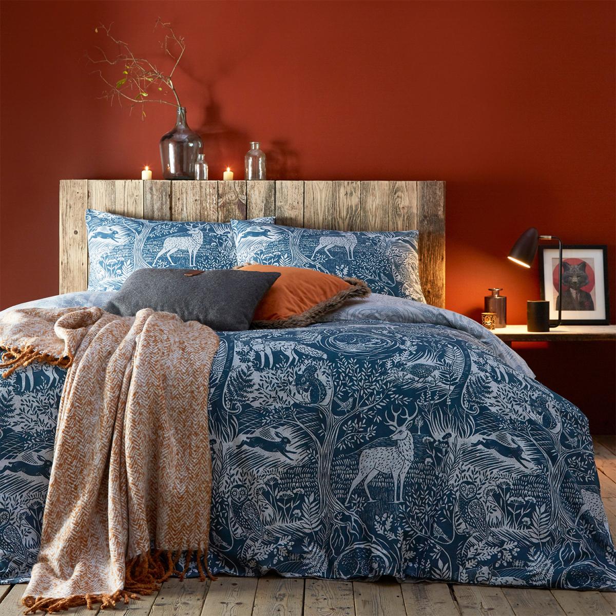 Midnight Winter Duvet Cover Set - Blue / Double – image 1