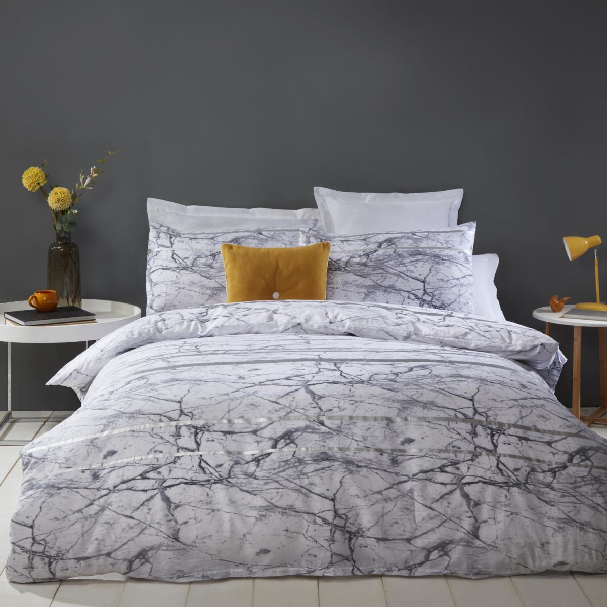 Palazzo Marble Printed Duvet Cover and Pillowcase Set - Double – image 2