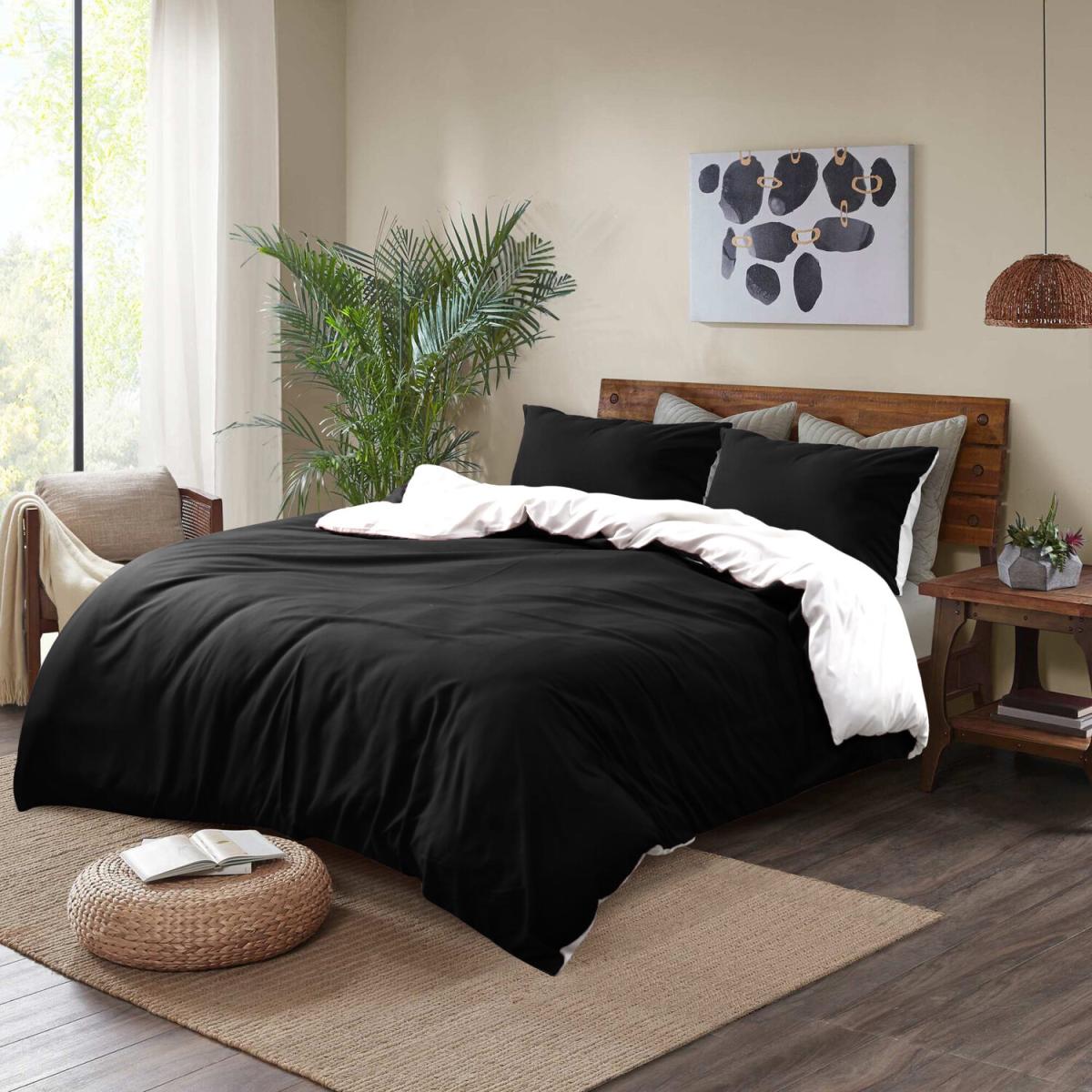 Black and White Reversible Duvet Cover Set - Black / Double – image 3