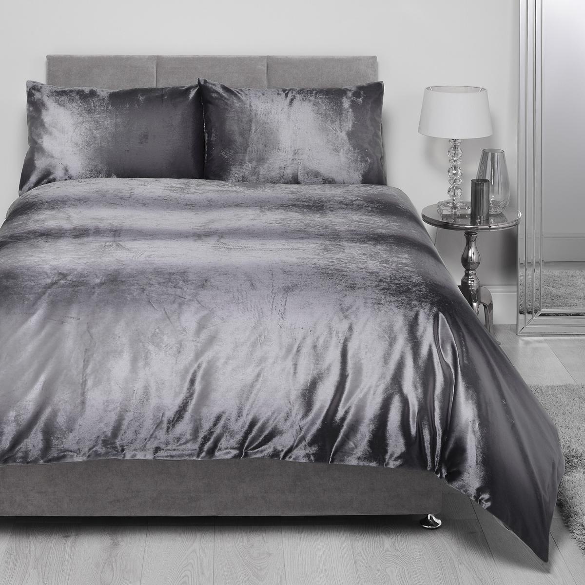 Aurora Ombre Duvet Cover and Pillowcase Set - Silver / Double – image 5