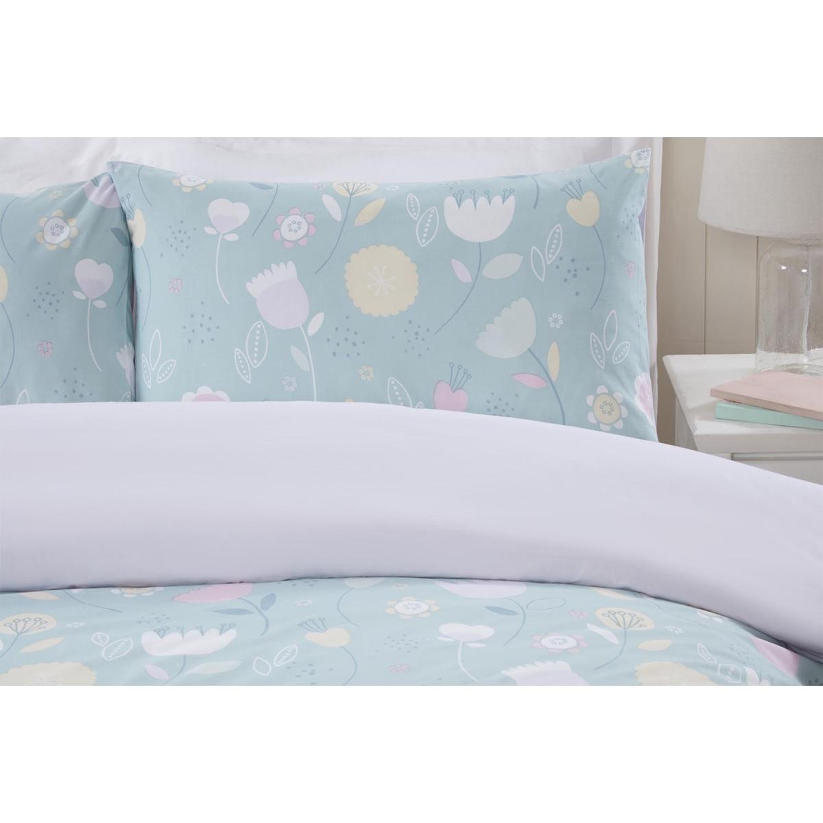 Scandi Floral Duvet Cover and Pillowcase Set  - Double – image 3