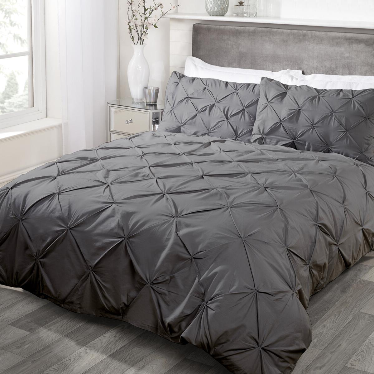 Balmoral Cotton Rich Duvet And Pillow Case Set - Charcoal / Double – image 4