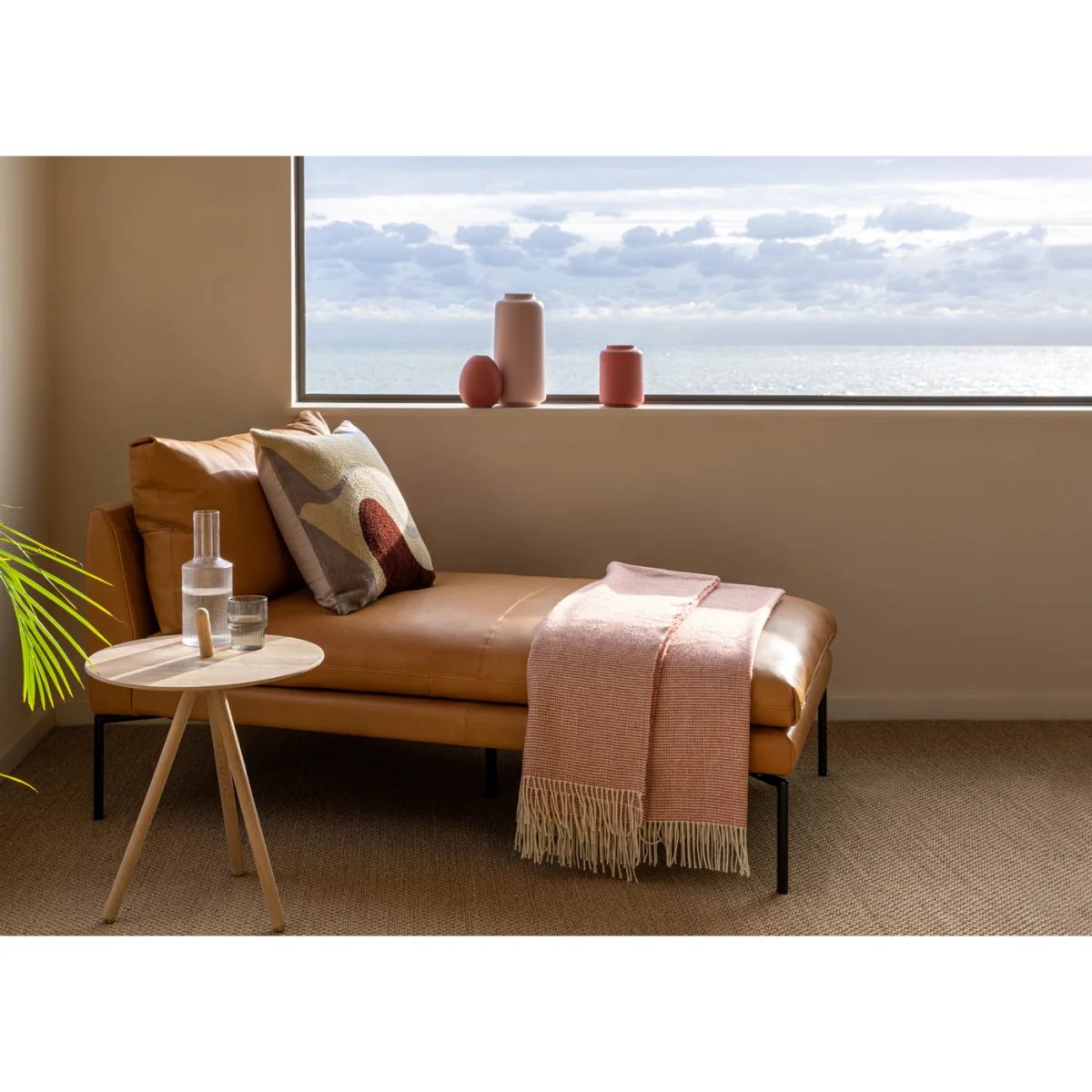 Heal's Matera Chaise Longue Siena Cotton Dusky Pink Black Feet - Heal's UK Furniture – image 4