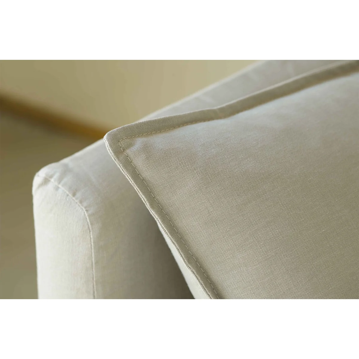 Anders RHF Chaise Sofa in Damson Smart Velvet – image 6